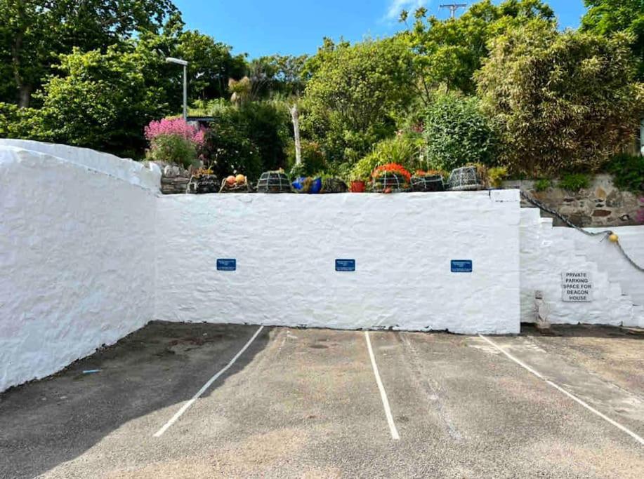 Room 1, Hotel Style Double Bedroom In Marazion Exterior foto