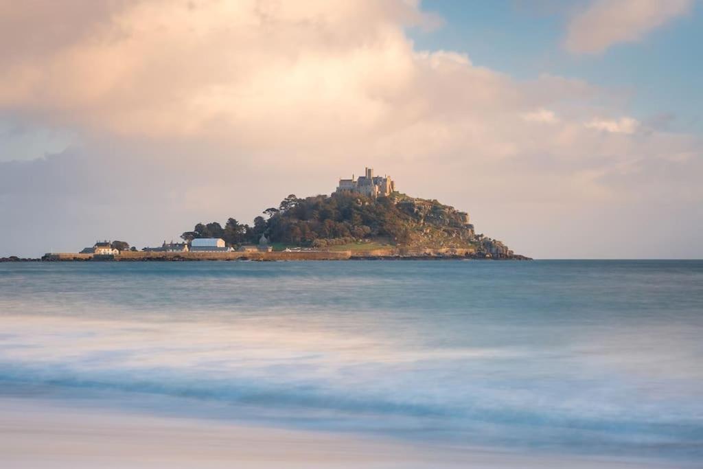 Room 1, Hotel Style Double Bedroom In Marazion Exterior foto